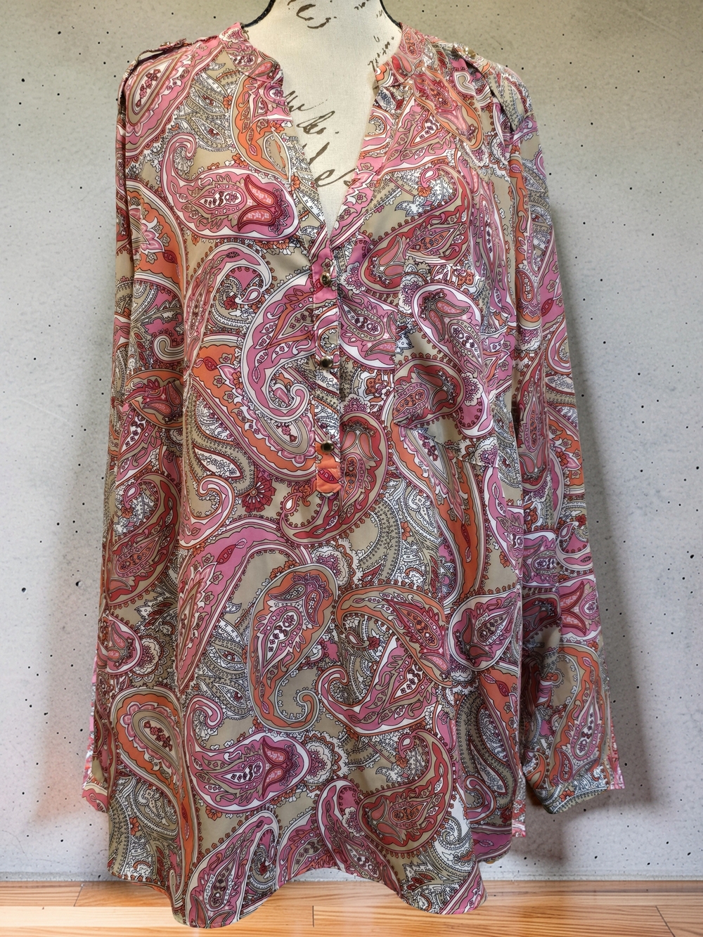 Charter Club Woman Paisley V-Neck Button Blouse Top Pink Tan 2X